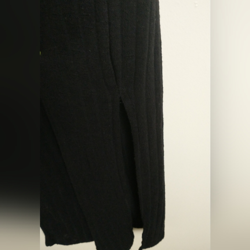 Large Black Maxi dress w/ split on leg
